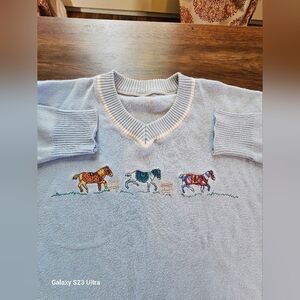 Baby blue v neck sweater with horses on it!